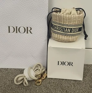 Rare Dior Beauty Vip Gift Mini Straw Bag Cute Drawstring Pouch Collectable - Picture 1 of 10