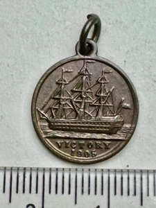 Medalla Nelson 1905 - hecha de cobre recuperado del naufragio de HMS VICTORIA (F404) - Imagen 1 de 2