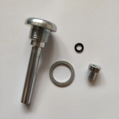 Automatic Transmission Oil Drain Plug KIT LR005643 LR002908 LR002461 LR000869 - Image 1 of 4