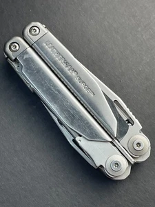 Leatherman Surge 21-in-1 Heavy-Duty Pocket Locking 420HC Stainless Multitool - Picture 1 of 26