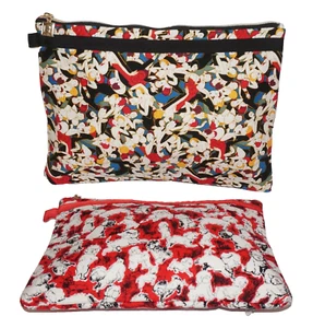 Due pochette CAROLINA Herrera per Neiman Marcus cotone multicolore edizione limitata - Foto 1 di 16