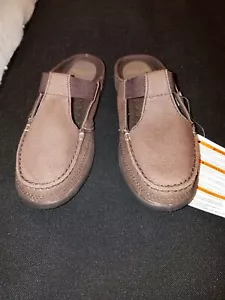 NWT/NWOB Wm/Girl's US4 CROCS Brown Canvas MULES SLIDES KICKS T-STRAP 20034 SHOES - Picture 1 of 12