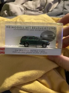 Busch Go Model MIT Beleuchtung - model is PLASTIC - HO or 1:87 Chevy Trailblazer - Picture 1 of 6