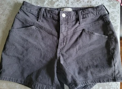 Universal Thread Size 2  (2/26) Black Faded Denim Shorts Midi Concert Festival - Image 1 of 4