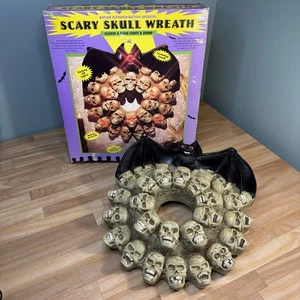 Halloween 90s Fun World SCARY SKULL WREATH Lights Sounds Motion Activated WORKS - Picture 1 of 23