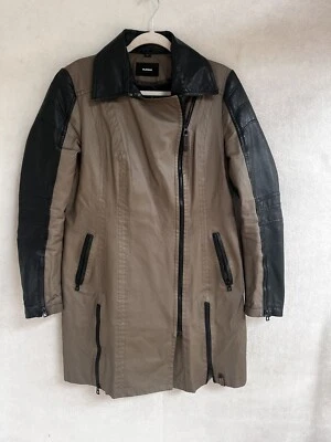 Abrigo para mujer RUDSAK vintage, trinchera grande negro y tostado chaqueta cremalleras Foto 1 de 4