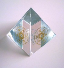  Kristall Glas Engel Pyramide   METATRON  60 mm  (Tachyon) 