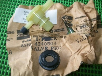 NOS MoPar 1980 1981 1982 1983 1984 1985 Dodge Truck RamCharger Brake Check Valve - Image 1 of 2