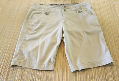 Один 5 один длинный Бермуды шорты Kakhi цвет кнопка деталь женщин 16 подержанные - Изображение 1 из 4