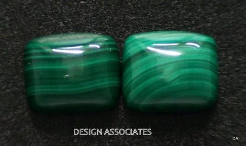 MALACHITE CAB 11.60X10 MM EMERALD CUT GREEN COLOR HIGH DOME TOP ONEPC (180609) - Image 1 of 1