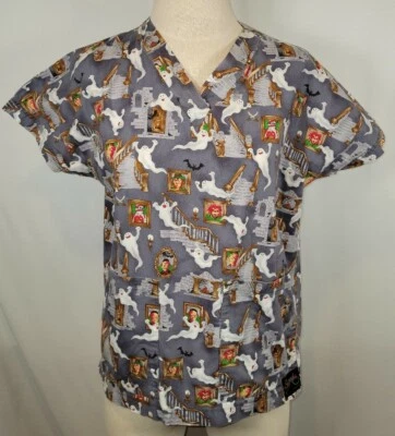 Scrubs By Design Halloween Haunted House Scrub Top Gray Euc Small S Wearwolves  - Image 1 of 4
