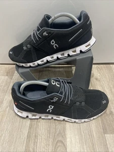 On Cloud 5 sportliche Damen-Laufschuhe schwarz/weiß Größe 7,5 UK - Bild 1 von 11