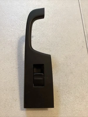 2017-2018 TOYOTA COROLLA IM HATCHBACK REAR RIGHT DOOR ARMREST SWITCH BEZEL OEM - Image 1 of 4