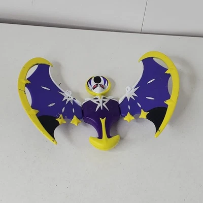 McDonald’s Happy Meal Toy 2017 Figura Pokémon Sol y Luna #3 Lunala Light Works Foto 1 de 4