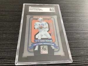 2000 Donruss Elite Down & Distance Peyton Manning #DD-4D2 689/1219 SGC 8 - Picture 1 of 3
