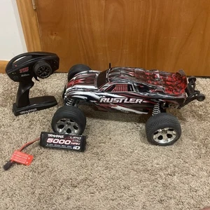 Traxxas 2wd Rustler Vxl with lipo and controller. Ready to run - Picture 1 of 9