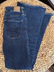 AMERICAN EAGLE Dark Wash super high Rise flare, stretch Jeans Size 2 BACK TO - Picture 1 of 12