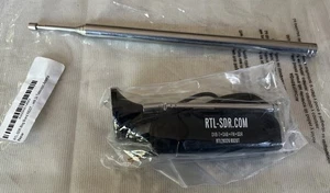 RTL-SDR RTL2832U R820T DVB-T+DAB+FM+SDR USB Radio Antenna NEW - Afbeelding 1 van 2