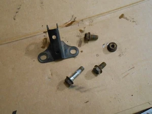 Honda Foreman Rubicon 500 TRX 500 2001 01 soporte montaje diferencial delantero perno - Imagen 1 de 2
