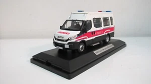 1:43 AURORA IVECO DAILY HONG KONG POLICE EU WHITE RESIN CARS - Picture 1 of 9