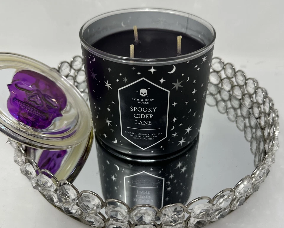 Bath & Body Works Spooky Cider Lane Jar/Container Candle - 14.5 oz