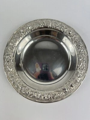 Plato de caramelo vintage de plata esterlina S. Kirk & Son Repousse 5 1/2" Foto 1 de 4