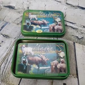 Juego de 52 cartas de juego Alaska Wildlife selladas en lata a juego - Imagen 1 de 3
