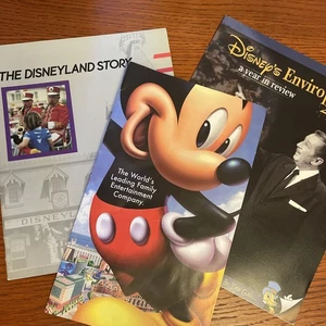 The Disneyland Story - 1985 Disney Employee Booklet & ENVIRONPORT 2001 - Picture 1 of 13