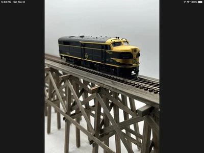 Life-Like HO Scale Erie FA1 Diesel Locomotive #737-D Black & Yellow UNTESTED - Image 1 of 4