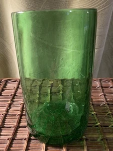 Hand Blown Green Glass Tumbler 🥛With Bubbles 🫧 From Mexico 🇲🇽 *See Pictures* - Picture 1 of 3