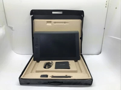 Wacom Intuos Pro Digital Graphic Drawing Pen Tablet Large PTH-851 w/Accesories - Image 1 of 4