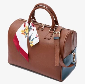 BTS Artist Made Collection V Taehyung Mute Boston Bag W/Box K-POP Official Goods - Picture 1 of 3