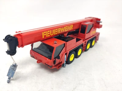 Camion Gru Pompieri - SIKU - 1/50 - Immagine 1 di 4