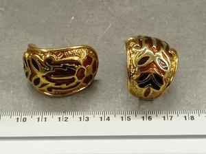 PAIRE DE BOUCLES D'OREILLE CLIPS PLAQUE OR EMAILLEE REF06920J - Picture 1 of 4
