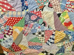 VTG QUILT CRAZY FEED SACK CHEERFUL MATERIALS HAND-PIECED 48" X 58" TERRIFIC COND - Picture 1 of 12