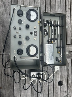 AN/USM-68 Bolometer Test Set – USAF Cold War – Complete Kit - Image 1 of 4