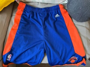 Men’s Adidas NBA New York Knicks XL Basketball Shorts official free postage - Picture 1 of 4