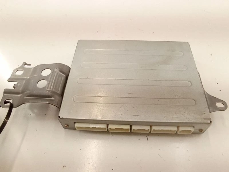 2004 05 06 2007 Toyota Sienna Rear TV DVD Video Contorl OEM 86104 45010 - Image 1 of 4