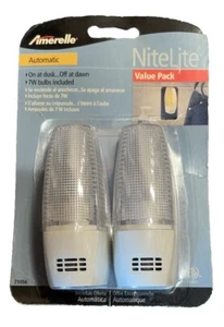 🔥(AN) 10x Amerelle 71056 Faceted Clear LED Night Light 2-Pack Dusk-to-Dawn - Picture 1 of 5