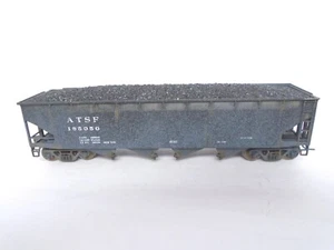 MTH Ho 81-75020, 70 ton Hopper with load, Santa Fe 185050 - Picture 1 of 3