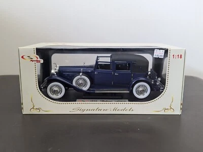 Signature Models Blue 1930 Packard Lebaron 1/18 Scale - Image 1 of 4