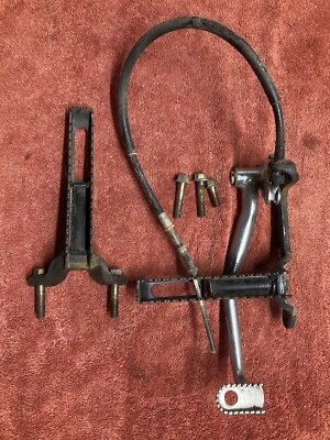 Honda trx250 Foot Pegs and Rear Brake Assembly lever Cable Fourtrax Nice Trx 250 - Image 1 of 4