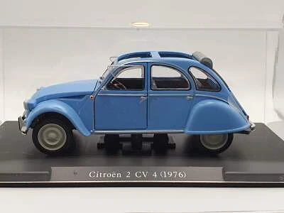 Citroen 2 CV 1976 Leo Model 1/24 Azzurro - Immagine 1 di 4