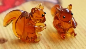 Figurine décorative écureuil en verre collection - Imagen 1 de 1