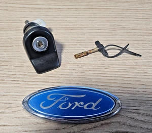 FORD SIERRA SAPPHIRE RS COSWORTH REAR BOOT LOCK & KEY 03D0A NEW OLD STOCK RARE - Picture 1 of 2