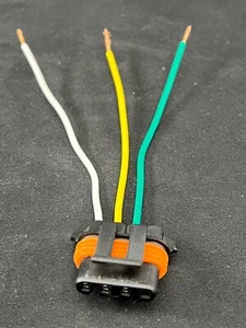 ALTERNATOR PIGTAIL HARNESS PLUG CONNECTOR FOR NEW HOLLAND SKID STEER LOADER L185 - Picture 1 of 8