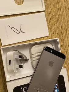 iPhone 5s - 32GB Smartphone Space Grey Unlocked 100% Original + Cable Apple - Foto 1 di 12