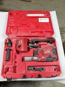 MILWAUKEE M12 HAMMERVAC OHNE AKKU - Bild 1 von 5