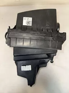 2017- 2020 FORD FUSION AIR CLEANER INTAKE 2.0 ECOBOOST OEM - Picture 1 of 6