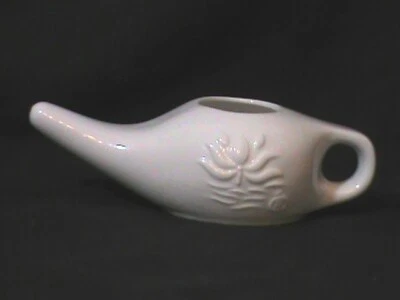 Himalayan Institute 2016 Neti Pot también se usa para problemas sinusales/alergias 7" Foto 1 de 4